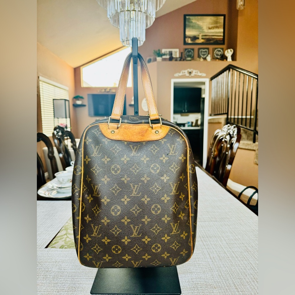 Authentic Louis Vuitton Monogram Excursion - image 4